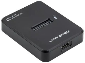 Czarna stacja dokująca Qoltec SSD M.2 SATA. Kieszenie i obudowy na dyski twarde