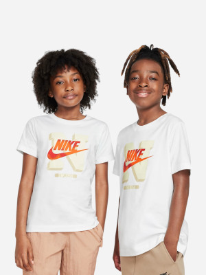 Koszulka chłopięca bawełniana Nike Sportswear FZ5125-100 S (128-137 cm) Biała. T-shirty chłopięce