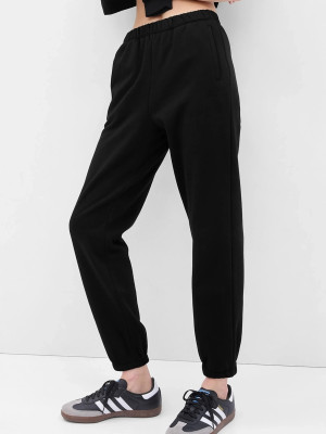 Spodnie dresowe damskie ocieplane GAP 765568-07 S Czarne. Spodnie sportowe damskie