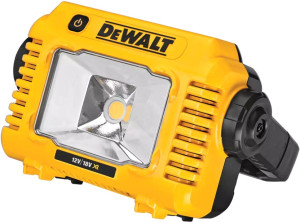 Ładowalna lampa LED DeWALT DCL077. Naświetlacze LED
