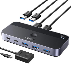 Przełącznik USB Ugreen USB 3.0 CM662 2in4 out Black (6941876217052). Huby i czytniki kart USB