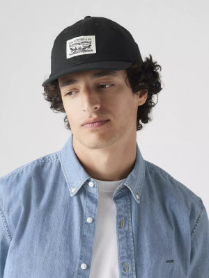 Czapka z daszkiem męska Levi`s Relaxed Dad Heritage Cap 000A9-0000 One Size Czarna (5401030548756/7626725747957). Czapki z daszkiem