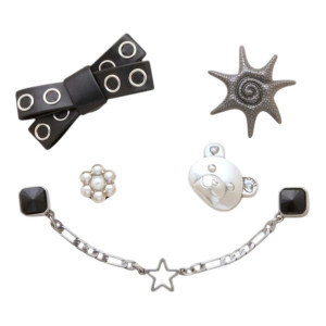Przypinki do butów Crocs Silver Cutie Punk 5 Pack 10018204 5 szt Srebrny/Czarny. Akcesoria do butów