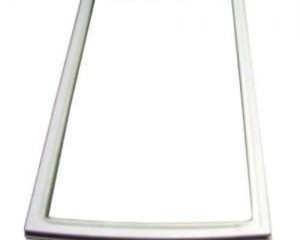 Biała uszczelka magnetyczna drzwi do lodówki Ariston / Indesit / Hotpoint / Whirlpool C00114665 482000022848