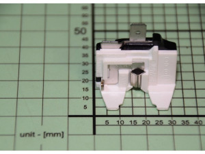 Zabezpieczenie przed przeciążeniem do sprężarki chłodziarki do wina Amica MK1090Y 1042735