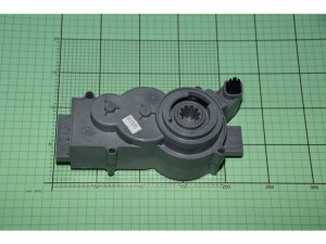 Przekładnia kompletna do maszynki do mielenia i robota kuchennego Amica 1078730