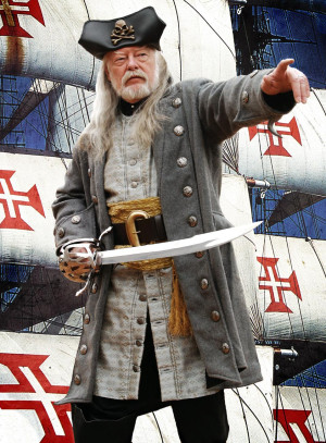 Piratenmantel, mehrere Varianten | MARTO