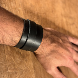 Lederarmband 5cm, schwarz, S/M | LEDERTISCH