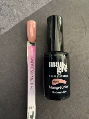 MANGRE' Smalto Semipermanente   Undress Me  Mc03 8 Ml