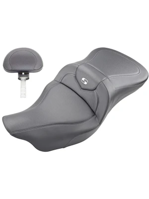 Kanapa motocyklowa dla kierowcy i pasażera z oparciem Saddlemen Roadsofa CF Extended Reach Harley Davidson (wybrane modele) (08-24)