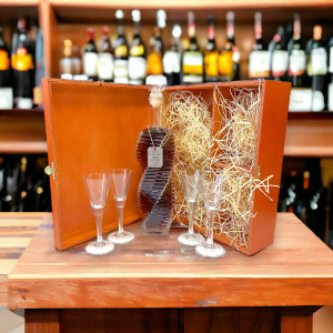 Personalizowana Karafka 500 ml z Eleganckim Korkiem – Unikatowy Grawer w Cenie - personalizowany prezent biznesowy upominek dla pracownika partnera sz