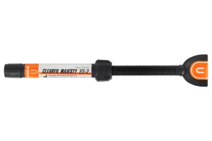Clearfil Majesty ES-2 Universal 3,6 g Kuraray (U)
