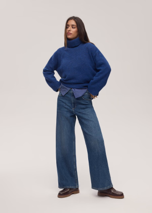 Sweter oversize damski z golfem