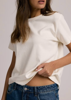 DAMSKA KOSZULKA HEAVY COTTON O REGULARNYM KROJU