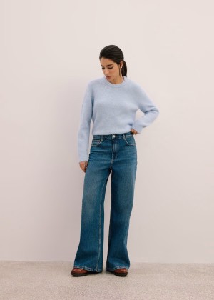 Jeansy damskie o kroju wide leg