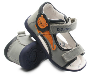 Chłopięce Sandały Do Nauki Chodzenia D.D.Step g075-357a Grey
