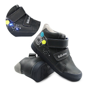 DD Step Buty Dla Chłopca Na Wiosnę Świecące DD STEP A068-42418L
