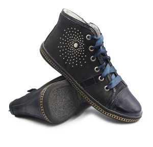 Młodzieżowe Granatowe Trampki Sznurowane Na Wiosnę Do Szkoły Bartek W-77254/SZ/0S9