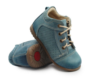 Buty do nauki chodzenia niebieskie dla chłopca na wiosnę Emel e 2429-19