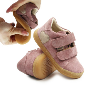Ameko Buty Na Wiosnę Dla Dziewczynki z Serduszkiem Barefoot Ameko Dash-Hearts-Brownrose