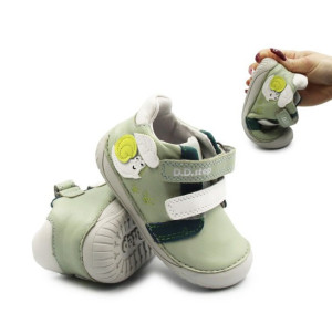 DD Step Wiosenne Buty Dziecięce Na Rzep Barefoot DD STEP S070-61995B Mocha