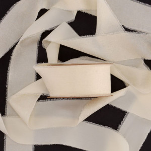 wstążka błyszcząca SERAPHINE 50mm*10m CREAM