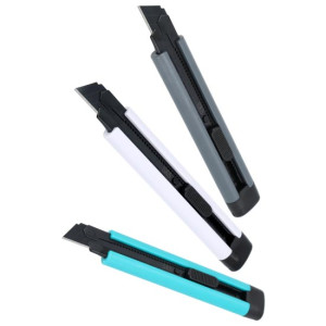 Nóż na ostrza łamane Drel UKN-3518 plastikowy, 3 kolory, metalowa prowadnica, 3 ostrza 18mm ze stali SK5 w zestawie