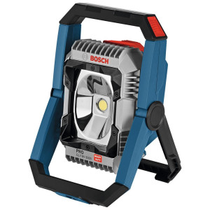 Lampa akumulatorowa Bosch PRO GLI 18V-3000, 18V 3000 lm IP64 (bez akumulatorów i ładowarki)