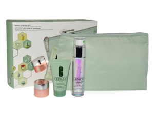 CLINIQUE SET (EVEN BETTER CLINICAL RADICAL DARK SPOT CORRECTOR+INTERRUPTER 30 ml + 7DAY SCRUB 30ML + ALL ABOUT EYES 5ML)