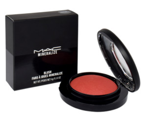 MAC Mineralize Matte Blush Flirting WITH Danger produkt kosmetyczny 4 g