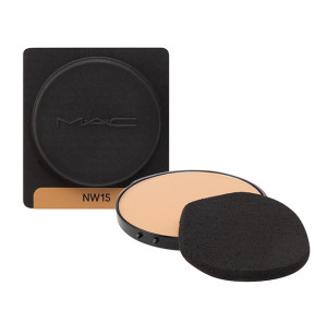 MAC Studio FIX Powder PLUS Foundation NW15 - Refill podkład do twarzy 12 g
