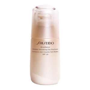 SHISEIDO Wrinkle Smoothing DAY Emulsion Spf25 produkt kosmetyczny 75 ml