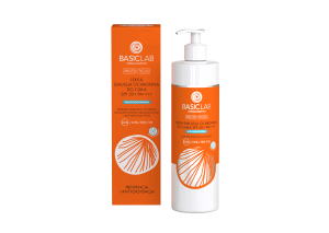 BASICLAB PROTECTICUS Lekka emulsja ochronna do ciała SPF 50+ PA++++ PREWENCJA I ANTYOKSYDACJA 300 ml