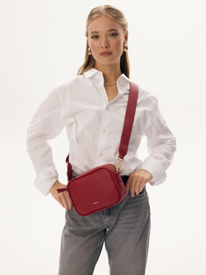BETTY czerwona mała skórzana torebka damska listonoszka