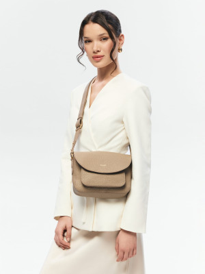 MINI EMMANUELA nude skórzana torebka damska listonoszka torba na ramię