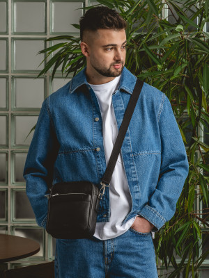 BRUNO czarna skórzana mała torba męska listonoszka