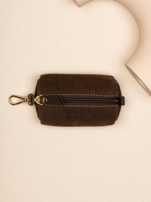 CHARMS saszetka zamsz czekoladowy breloczek skórzany lgs