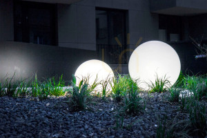 Set aus 2 Außen-Gartenleuchten Kugeln LUNA BALLS 30/40 cm – LED E27, PREMIUM, UV-beständig