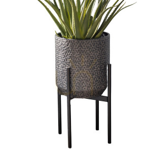 Pflanzkübel Gallery Direct Anders aus Eisen mit Metallsockel schwarz 51 cm