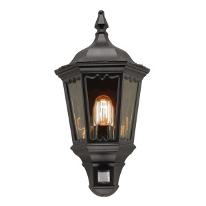 Medstead 1 svetelná polovičná lampa so senzorom Pir Elstead