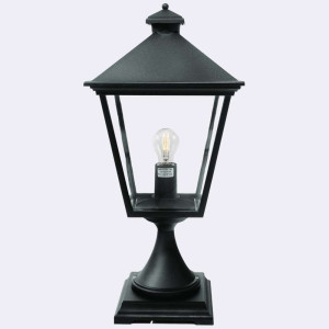 Čierna záhradná lampa NORLYS London 494BL.
