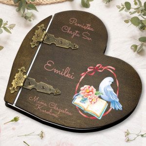 Drewniany album serce z nadrukiem - Nasza ptaszyna