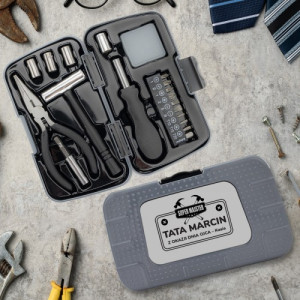 Zestaw narzędzi w skrzynce (19 el.) z grawerem dla taty - Super majster