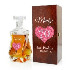 Karafka z nadrukiem na 70 urodziny dla niej w skrzynce - W kwiecie wieku