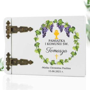 Drewniany album na zdjęcia z nadrukiem na komunię - Winogrona