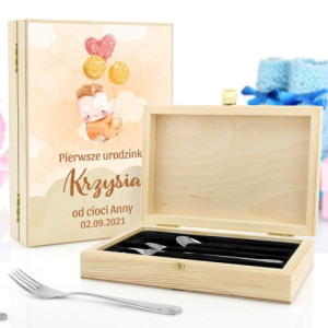 Sztućce dla dzieci z grawerem w drewnianym pudełku na roczek - Chmurka