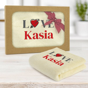 Ręcznik (70 x 140) z haftem w pudełku dla ukochanej - Love