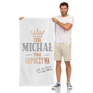 Ręcznik plażowy (70 x 140) z nadrukiem dla taty - Teraz odpoczywam