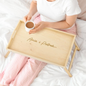 Stolik śniadaniowy z grawerem dla pary - Wspólne śniadanie