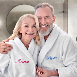 Szlafroki dla pary dziadków z haftem - Odpoczynek na emeryturze